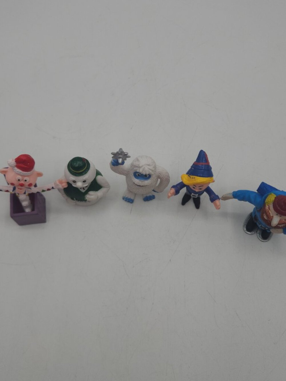 Rudolph Misfit Toys Figurines Snowman Bumble Elf PVC Set of 5 - Picture 6 of 10